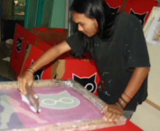 Apa itu Silkscreen Print?? ~ Limited Tees Design