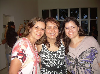 ANA PAULA E AS AMIGAS NÁGELA E MANU