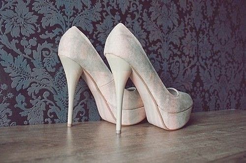 Zapatos de moda elegantes para señoritas Zapatos de moda elegantes para señoritas