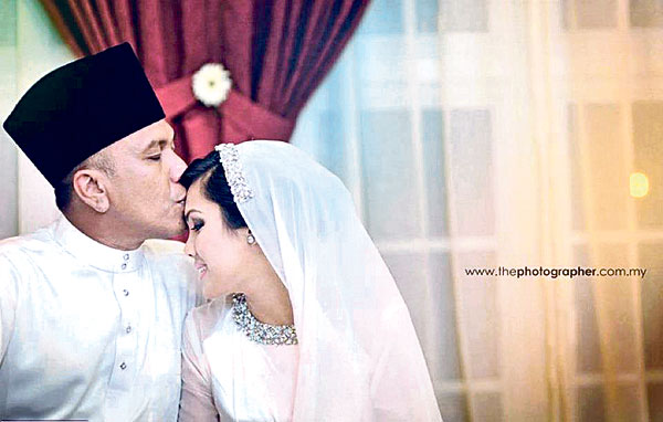 Gambar Hattan dan Farah Asyikin Majlis Pernikahan Perkahwinan