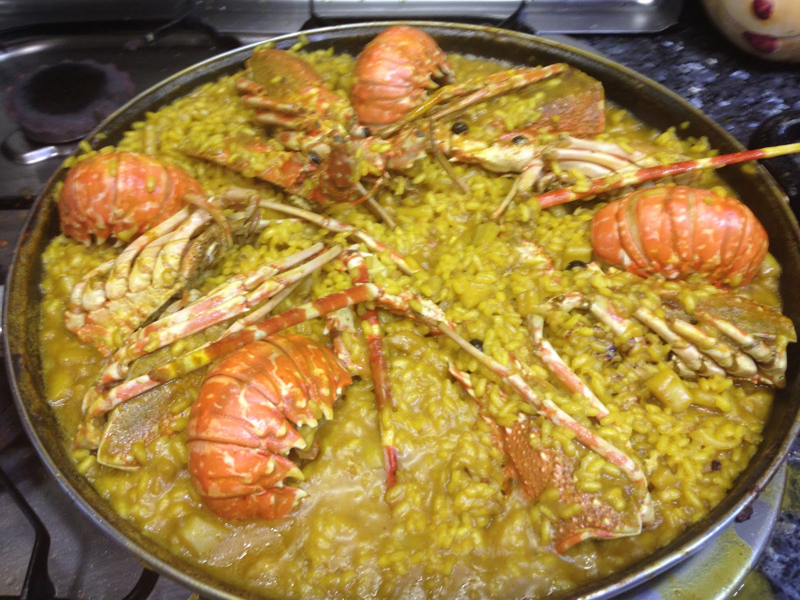 Cocina 3 Generaciones PAELLA DE LANGOSTA