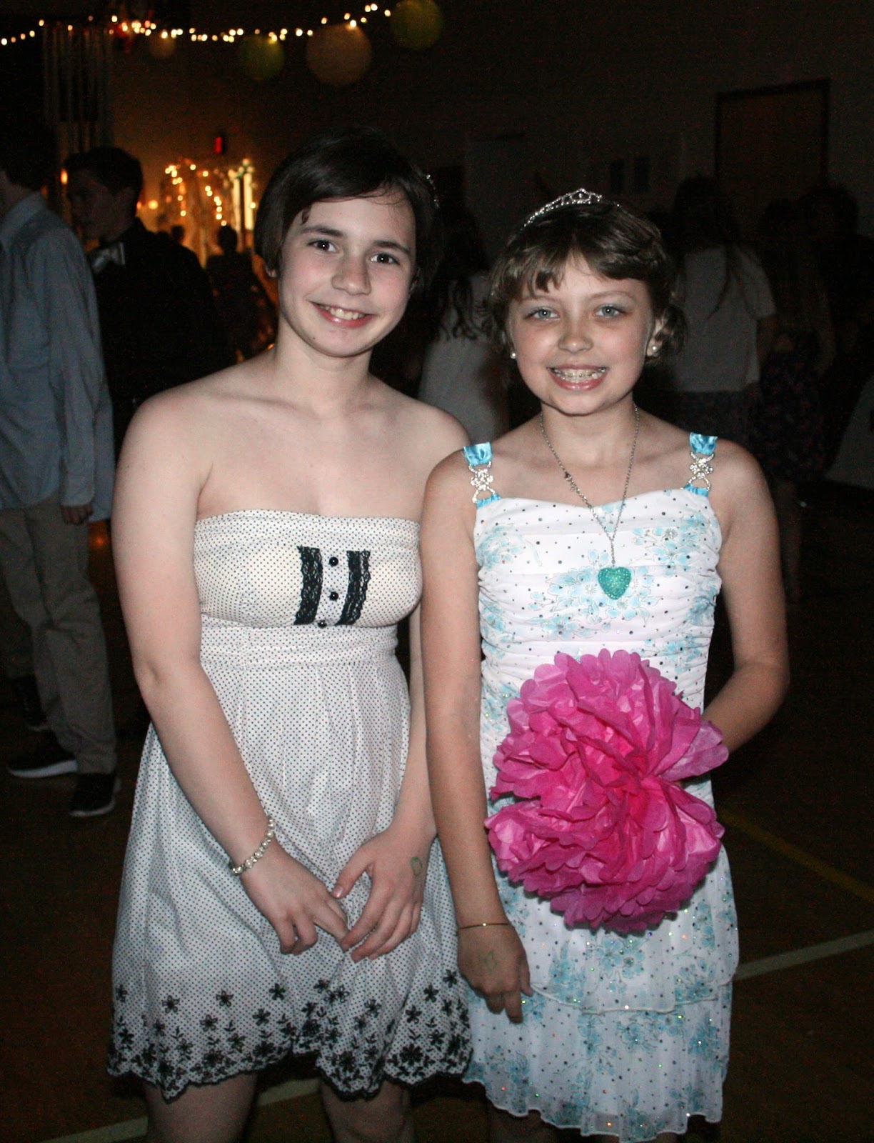 Monument Valley Regional Middle School Art Class SemiFormal End of