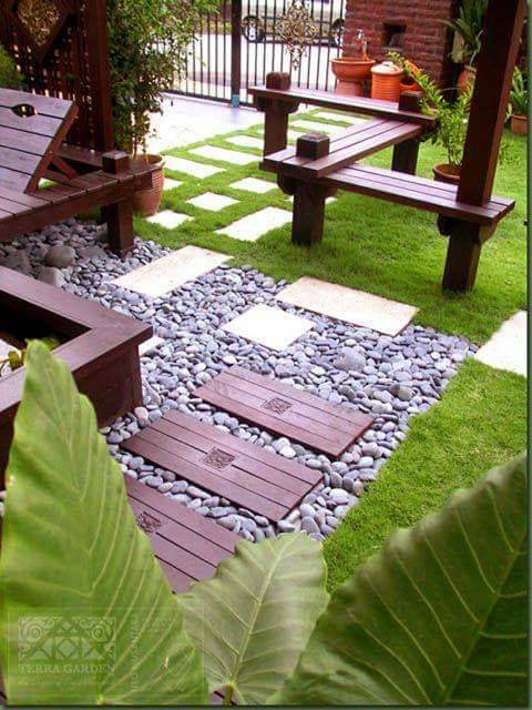 taman rumah Tips Jika Kamu Memiliki Rumah Di Pinggir Jalan Raya