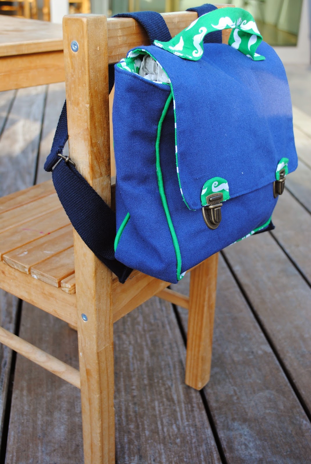 Les p'tits n'importe quoi.: Les cartables