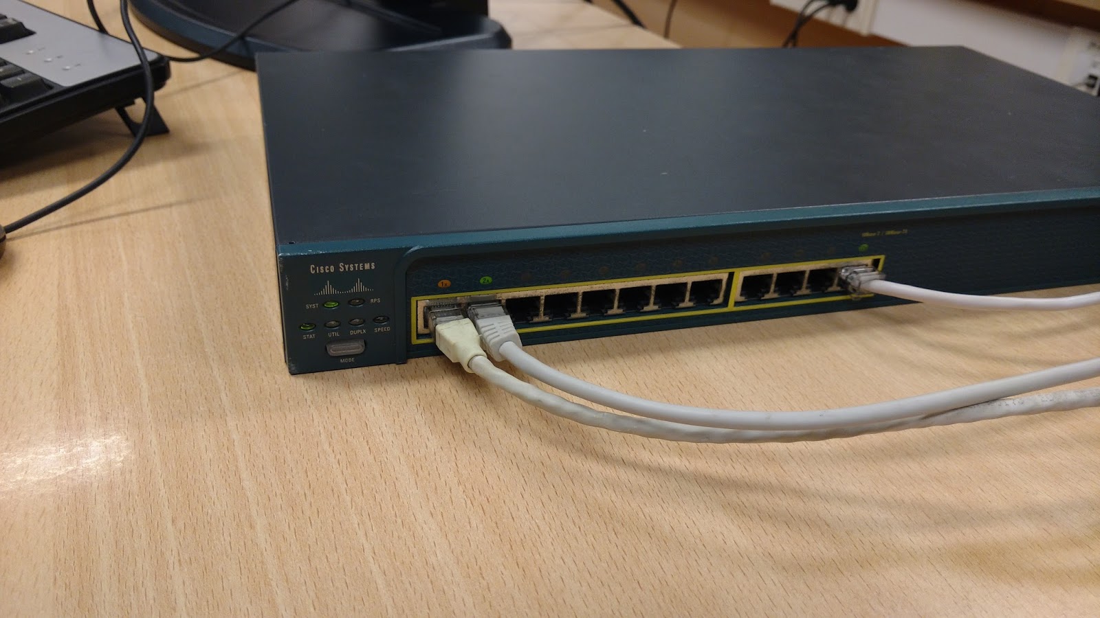 fp Kanarias Configuración de trunking en switches Cisco 295012