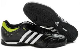 jual sepatu futsal adidas terbaru, jual sepatu futsal adidas terbaru,