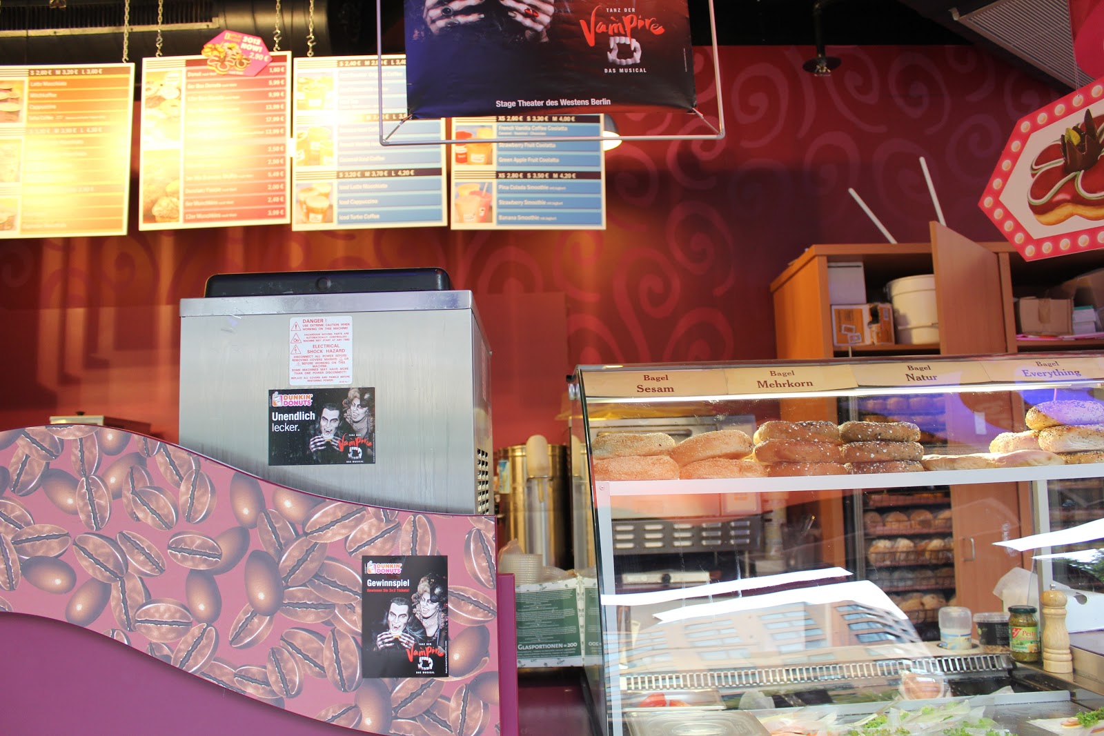 Stay, Stray, Play and Feast LEGOLAND® and Dunkin Donuts Discovery