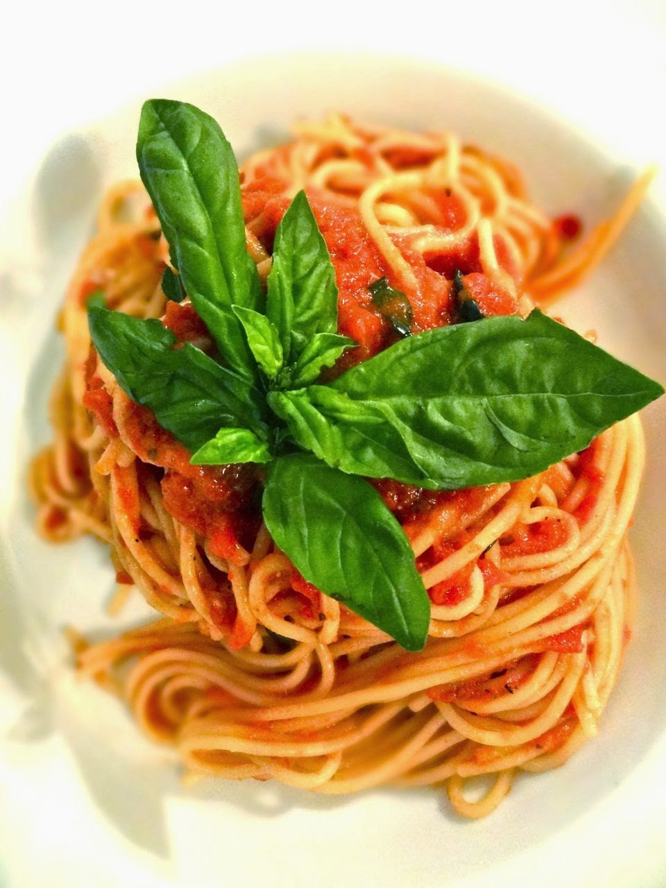 Scrumpdillyicious Spaghettini with Homemade Tomato Sauce & Basil