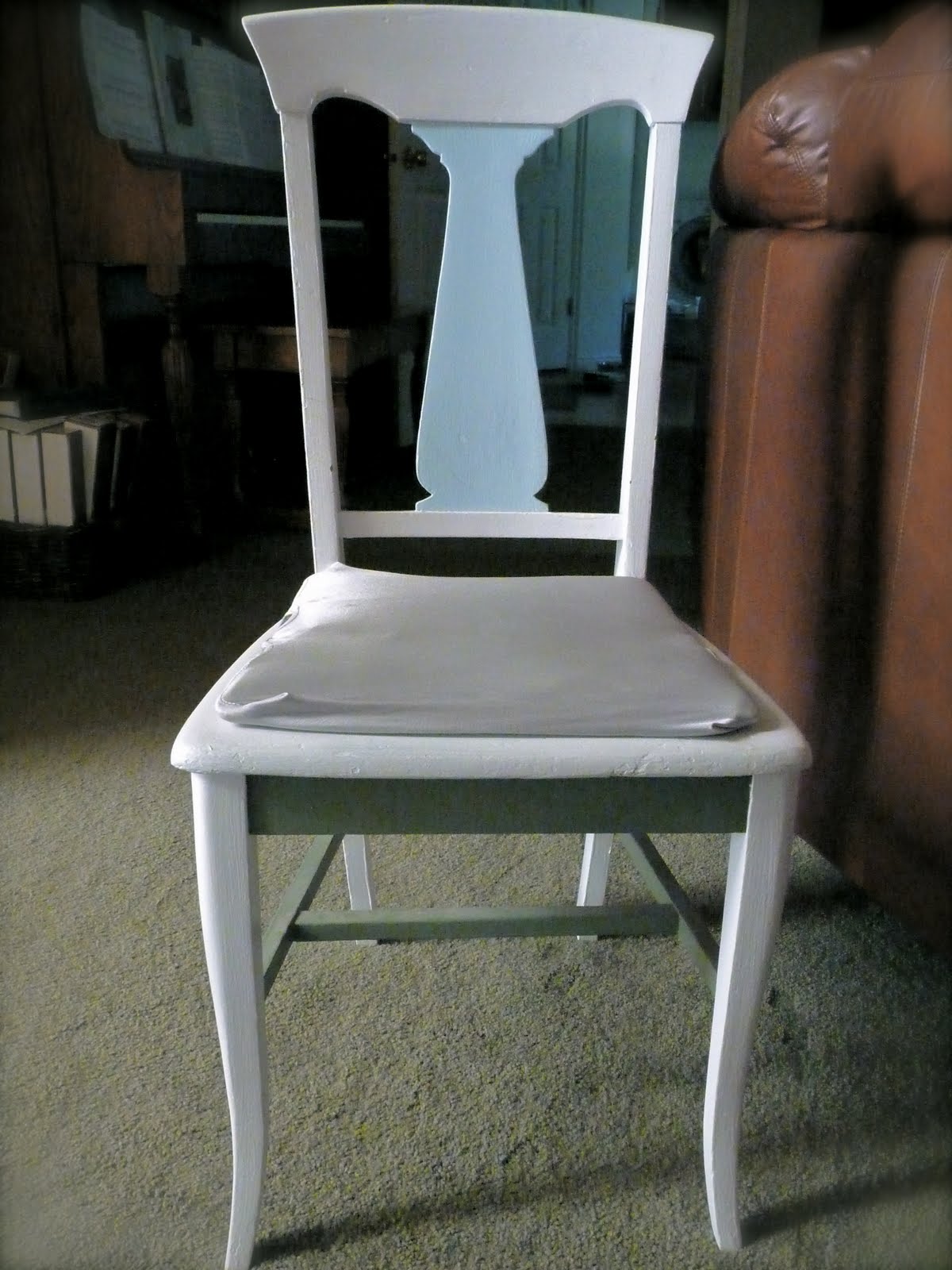 amelia.mary How to Redo Your Chair Seat