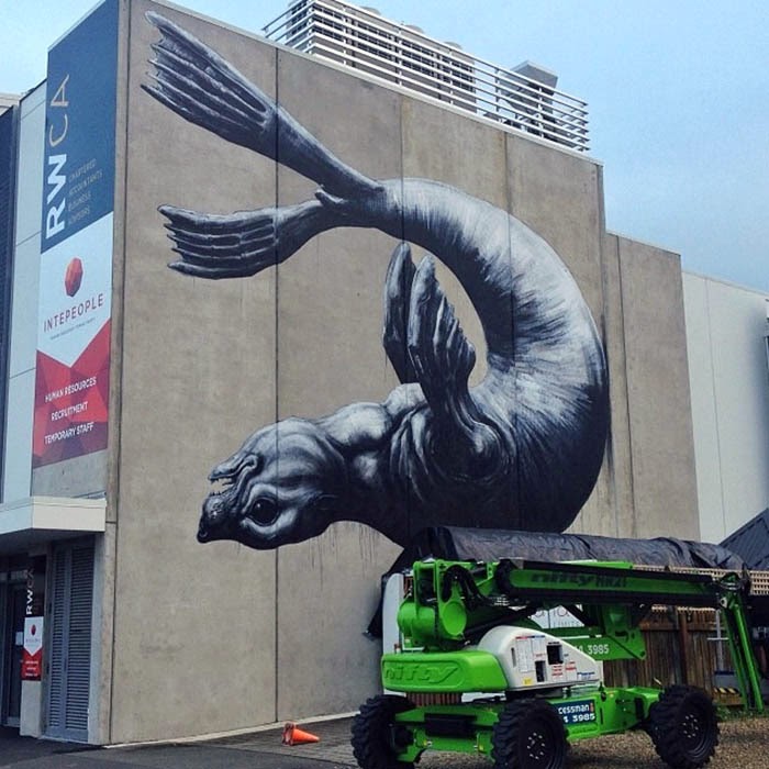 ROA New Mural – Nelson, New Zealand – StreetArtNews