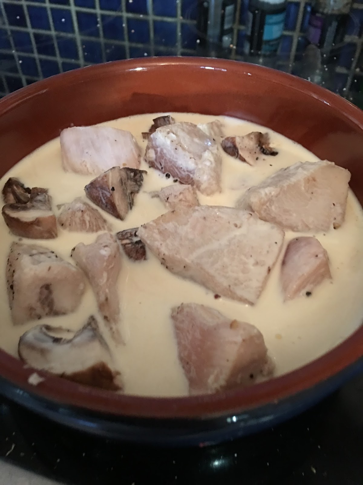 Lactose free creamy garlic chicken and mushroom bake.recipe