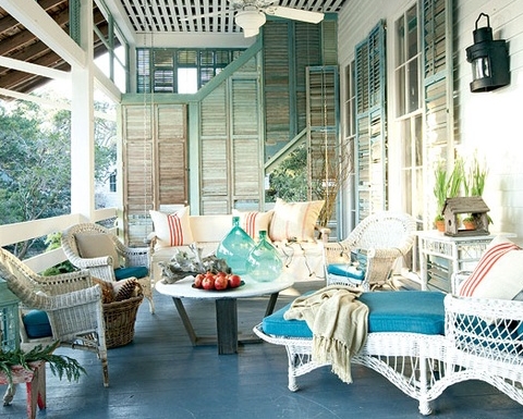 outdoor living rooms