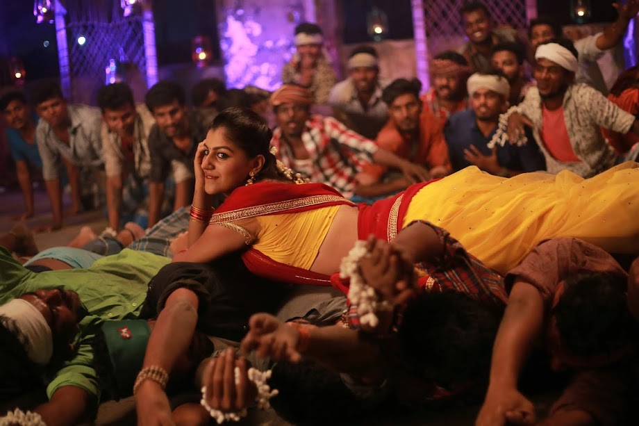 Yashika Anand in Sakalakala Valli song