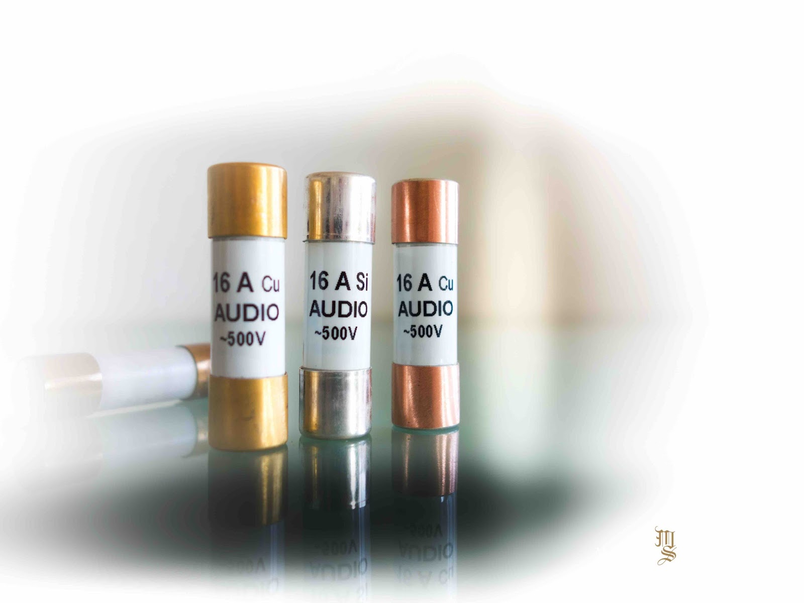 Mono and Stereo HighEnd Audio Magazine HiEnd fuses from Germany