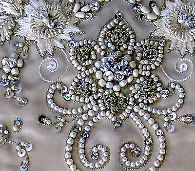 Textile Hub: Saree Lehenga Wedding and Shalwar Qameez Embroidery