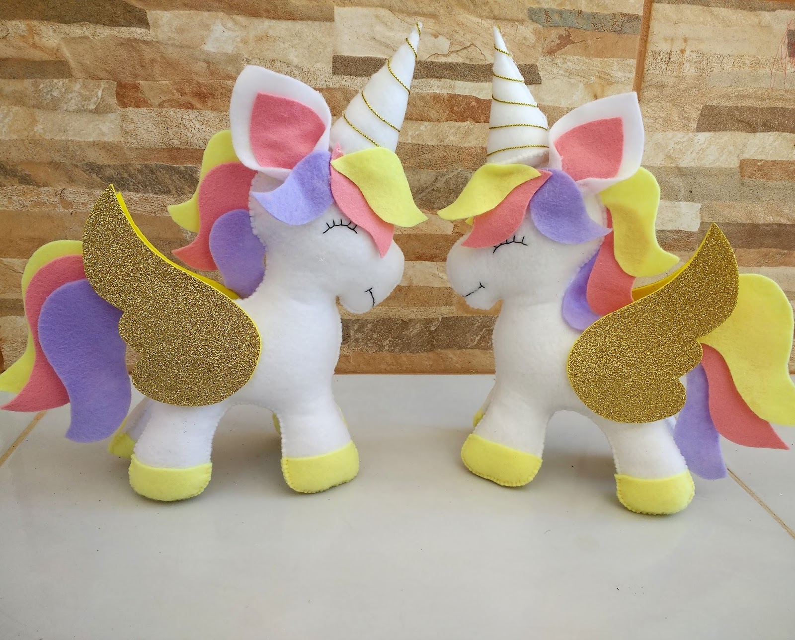 unicórnio de feltro como fazer