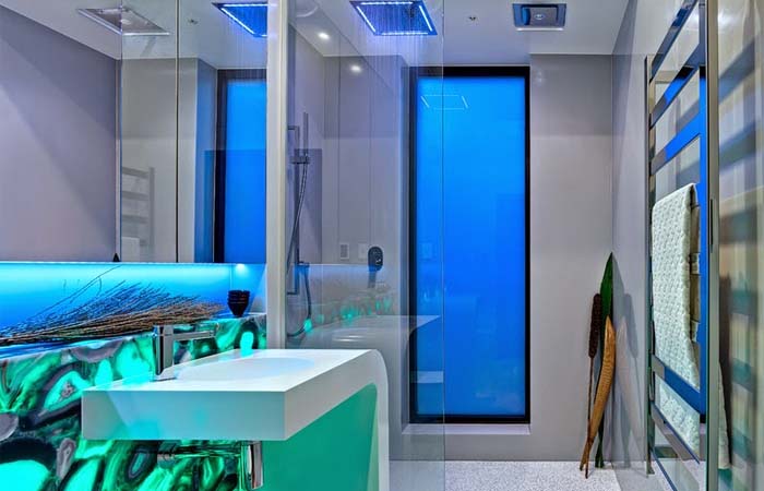 led ışıklı modern banyo dekorasyonu led ışıklı modern banyo dekorasyonu
