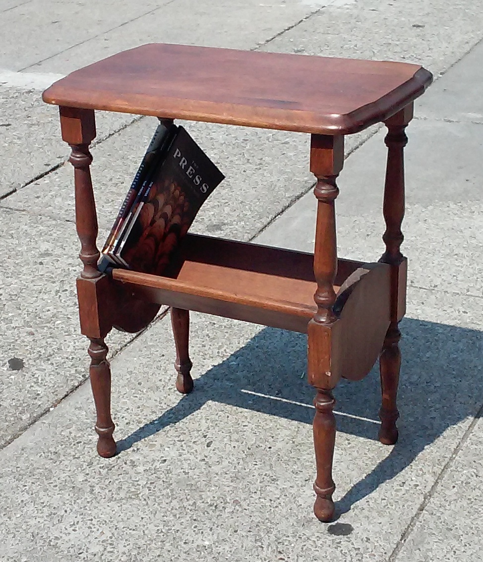 UHURU FURNITURE & COLLECTIBLES SOLD 5256 Colonial Mahogany Bookshelf