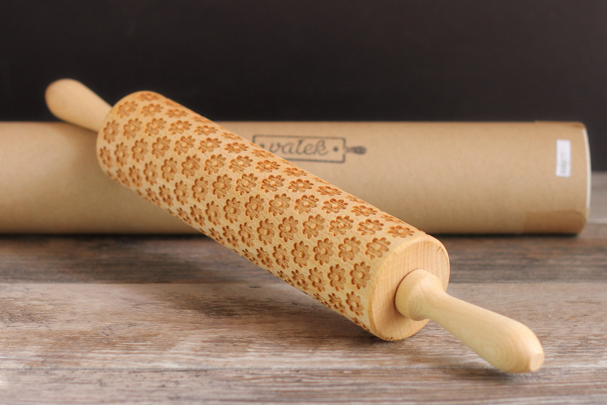 Cookistry's Kitchen Gadget and Food Reviews Valek Large Embossed