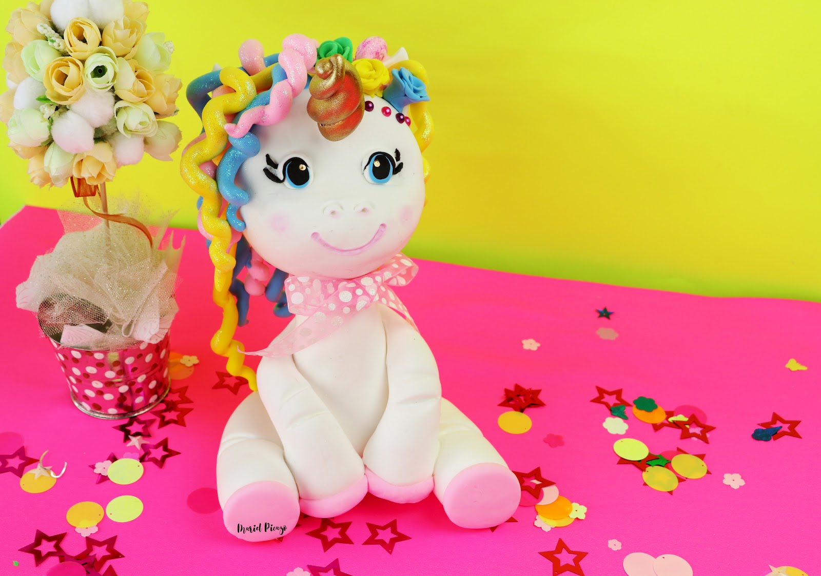 Cara De Unicornio En Foami - Frio Wallpaper