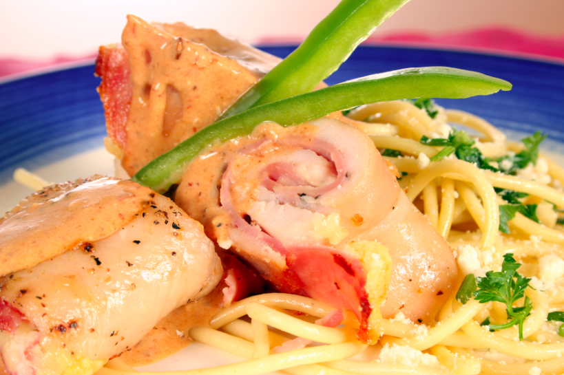 NOTICIAS TEZIUTLAN INFORMA PECHUGAS RELLENAS EN SALSA DE CHIPOTLE