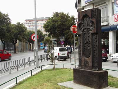 ΠΑΡΑΞΕΝΑ ΣΥΜΒΟΛΑ ΣΤΗ ΘΕΣΣΑΛΟΝΙΚΗ