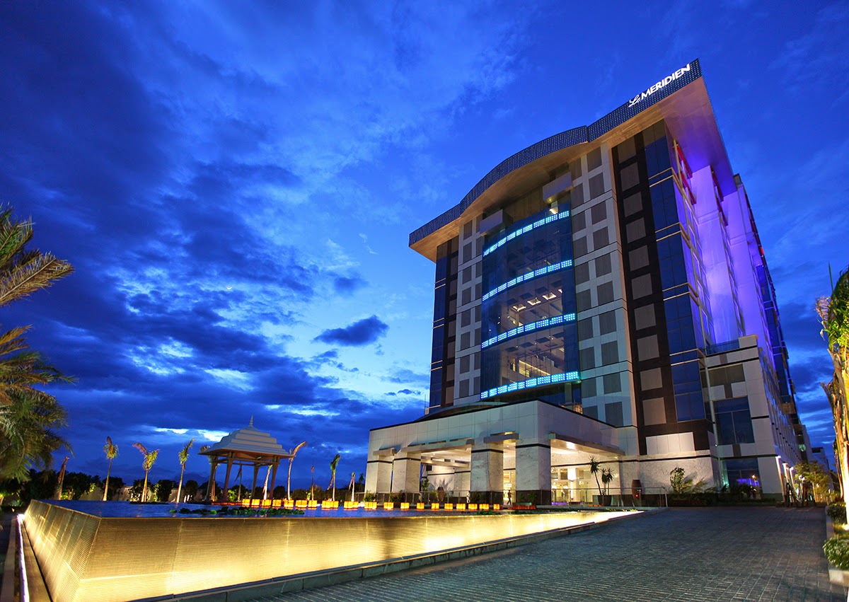 Architecture Photography Tips for Getting Great Results in Adverse Weather Conditions