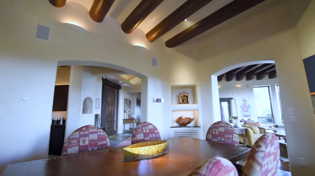 Tour 2 Indian Pony, Santa Fe Luxury Home vs. 29 Interior Design Photos