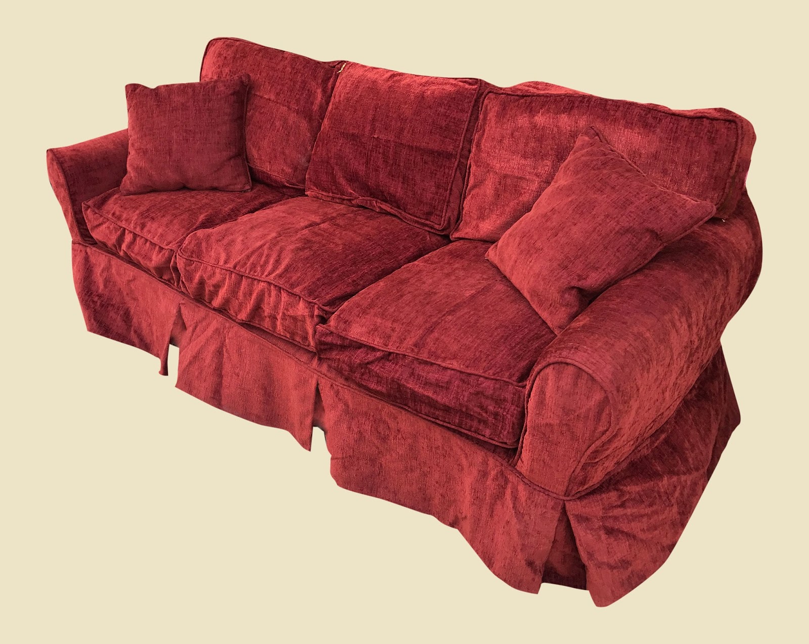 Uhuru Furniture & Collectibles Plush Couch with Slipcover 175 SOLD
