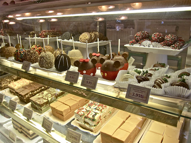 Doces e preços da Confectionery no Magic Kingdom em Orlando Doces e preços da Confectionery no Magic Kingdom em Orlando