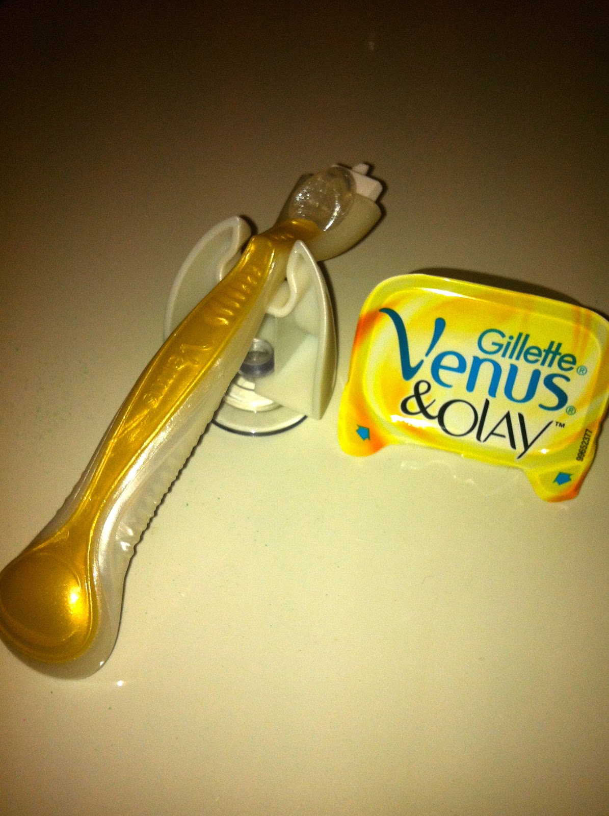 Not Your Average: Venus & Olay Razor & Moisturiser*