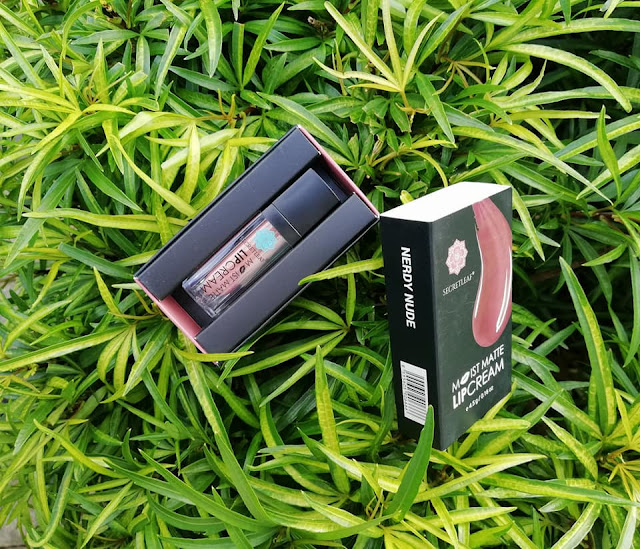 5 WARNA LIPSTIK GINCU BEST DARI SECRETLEAF TAK MELEKIT DAN SESUAI UNTUK KULIT SENSITIF 5 WARNA LIPSTIK GINCU BEST DARI SECRETLEAF TAK MELEKIT DAN SESUAI UNTUK KULIT SENSITIF