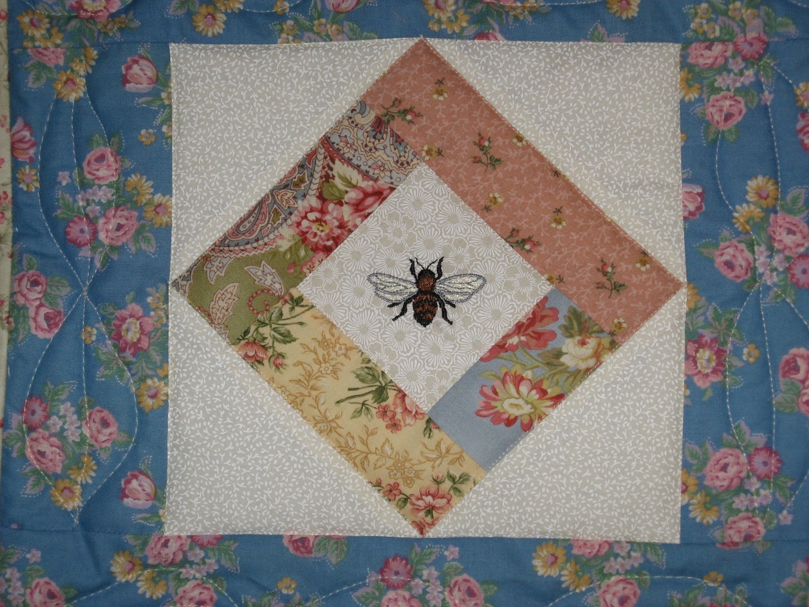 Sew Little Time Quilting Bees... Sew Bee It!