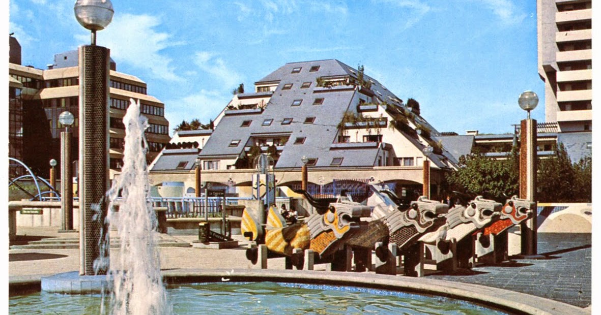 Architectures de Cartes Postales 2: J. N. Duchâteau, photographe en cascade