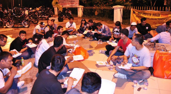 Jahatnya Framing Tempo, Menyebut Kelompok Sahur On The Road Pelaku Kejahatan Jahatnya Framing Tempo, Menyebut Kelompok Sahur On The Road Pelaku Kejahatan