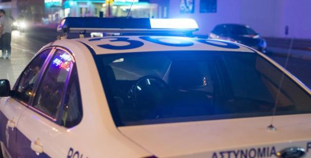 Παρίστανε το λογιστή και άρπαξε τα βραχιόλια ηλικιωμένης στη μέση του δρόμου στο Αίγιο Παρίστανε το λογιστή και άρπαξε τα βραχιόλια ηλικιωμένης στη μέση του δρόμου στο Αίγιο