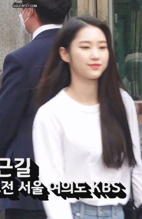 오마이걸 뮤직뱅크 출근길