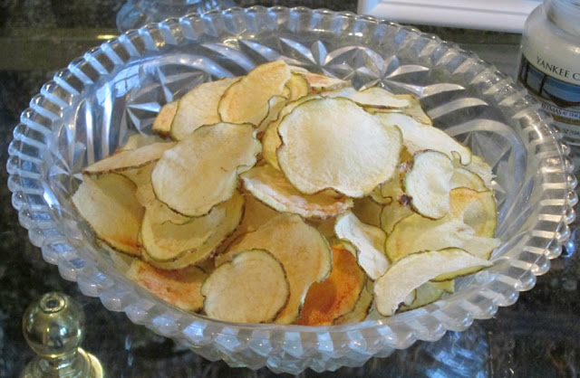 How to Make Potato Chips in the Microwave