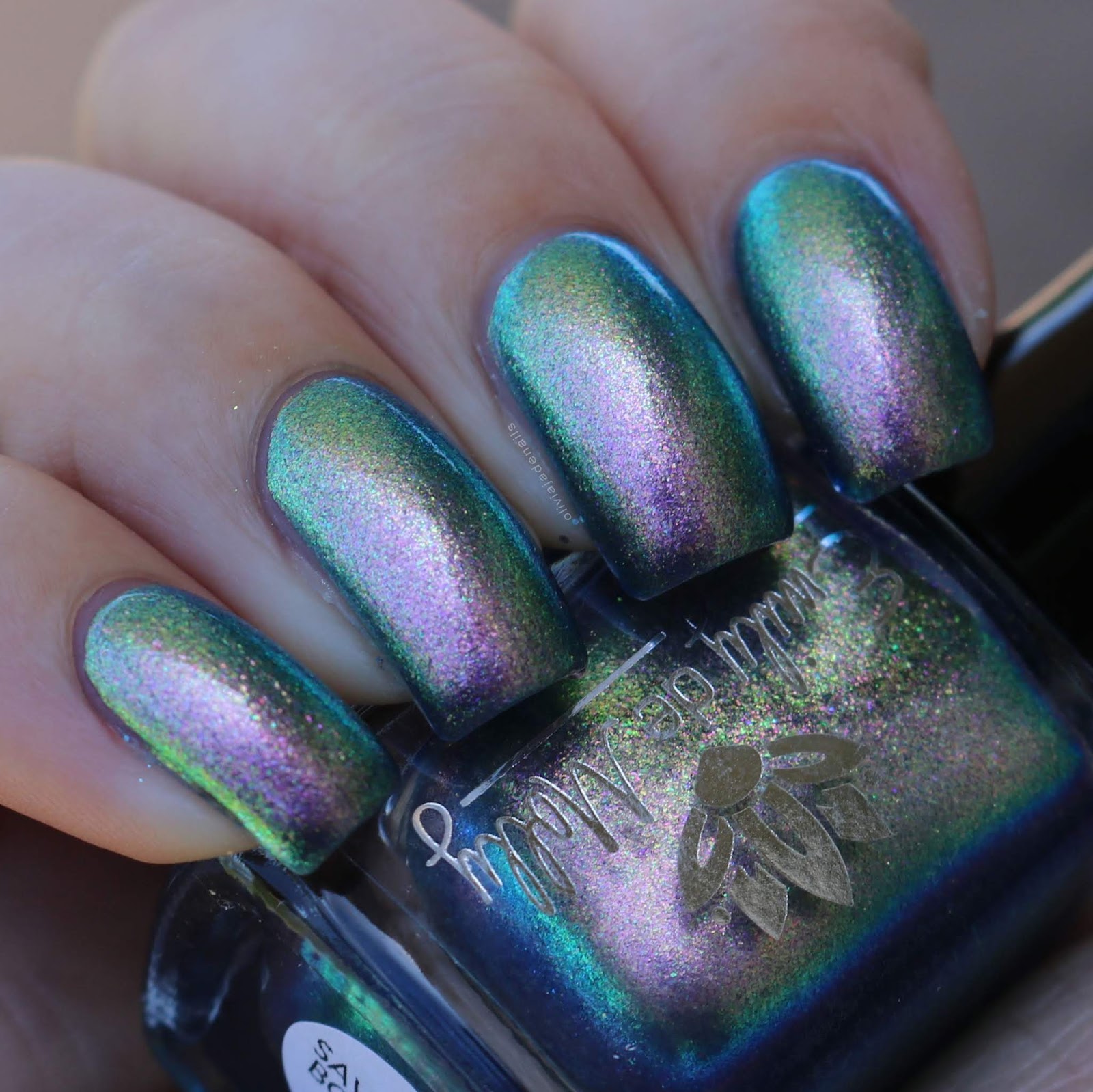 Emily de Molly Save Your Boredom swatched by Olivia Jade Nails