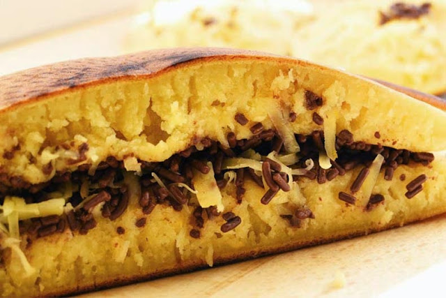 Resep Membuat Martabak Manis Enak Lezat