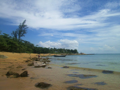 Pesona Indonesia di Temajuk, Kalimantan Barat Pesona Indonesia di Temajuk, Kalimantan Barat