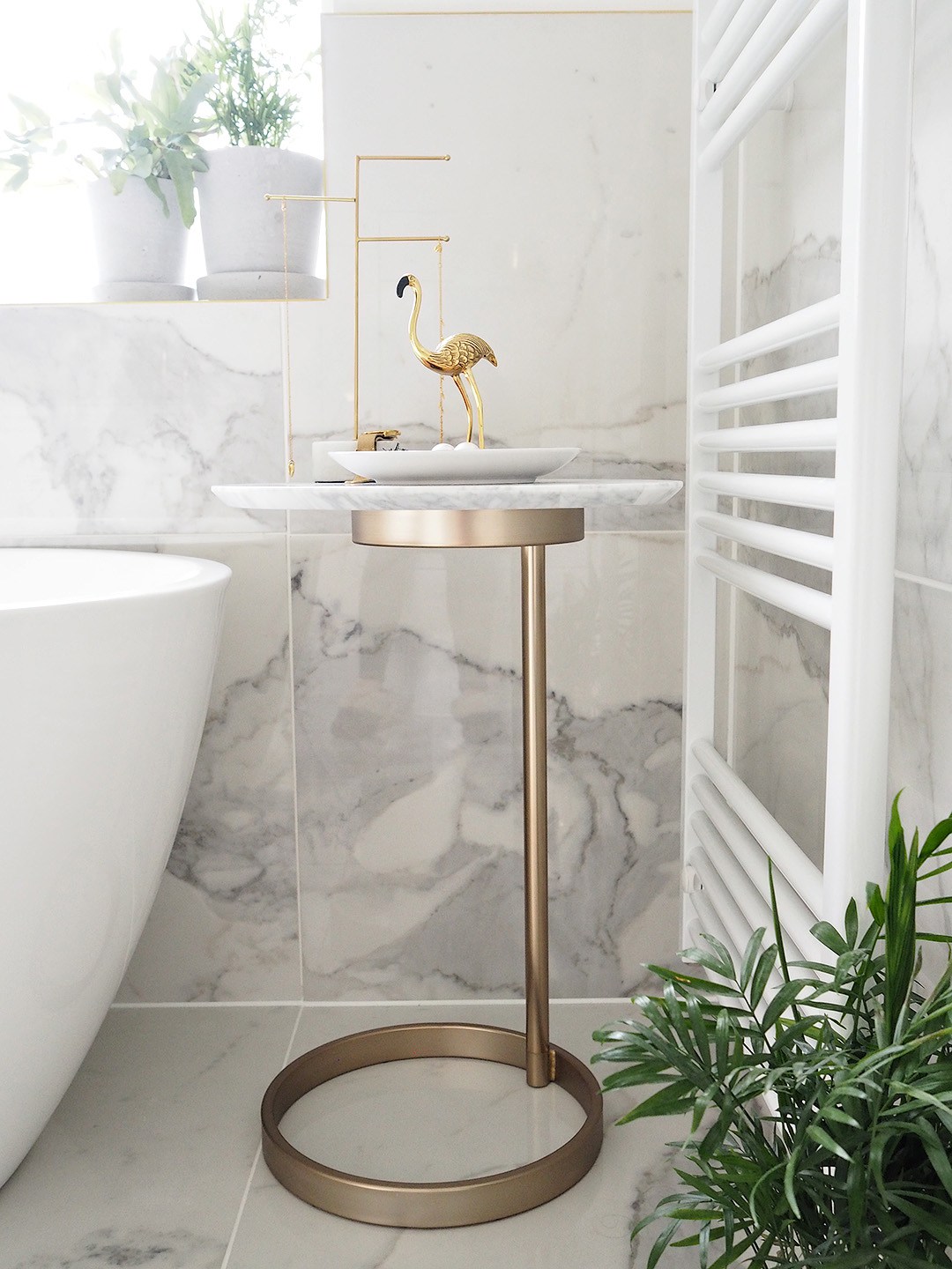 Baño en Oro y Mármol | The Deco Soul