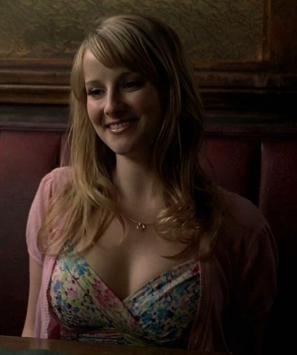 Melissa Rauch Photos.