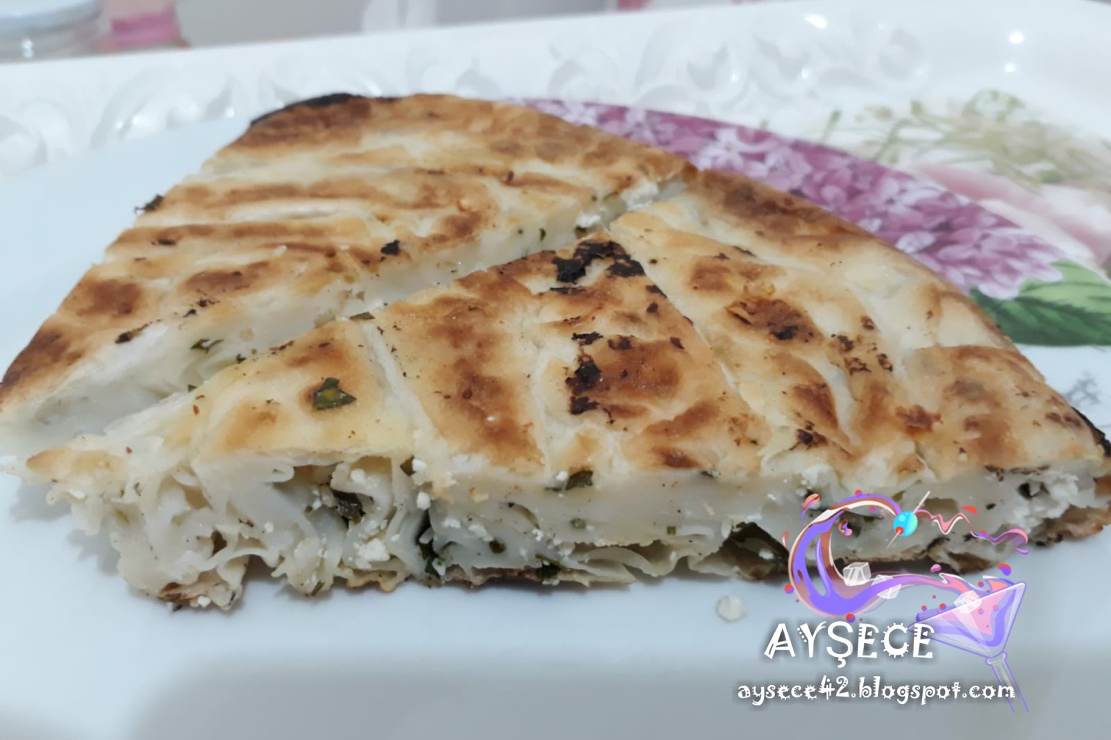 TAVADA YALANCI SU BÖREĞİ (GERÇEK SU BÖREĞİ TADINDA)