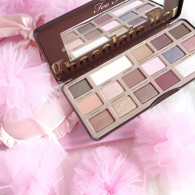 Too Faced Chocolate Bar Palette | Is It Worth The Hype? Too Faced Chocolate Bar Palette | Is It Worth The Hype?