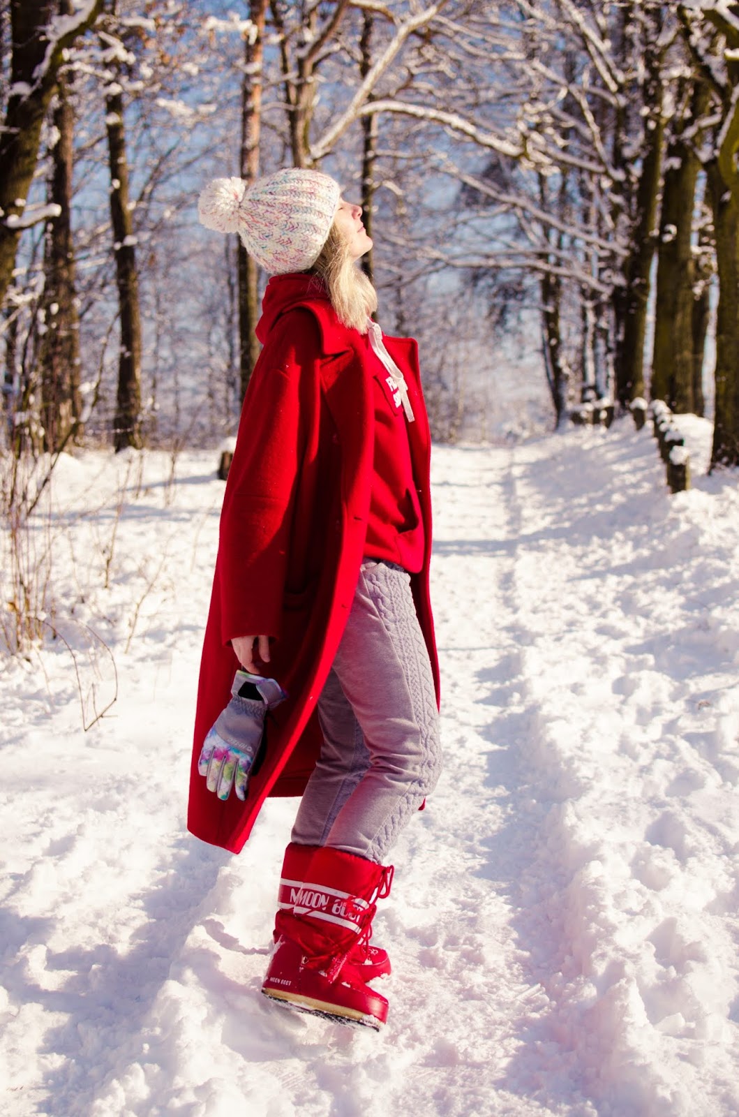 #zima #winterlook #nature #forest #love  #moonboot #moda #inspiracja #winterstyle #style #hmcoat #redmoonboot