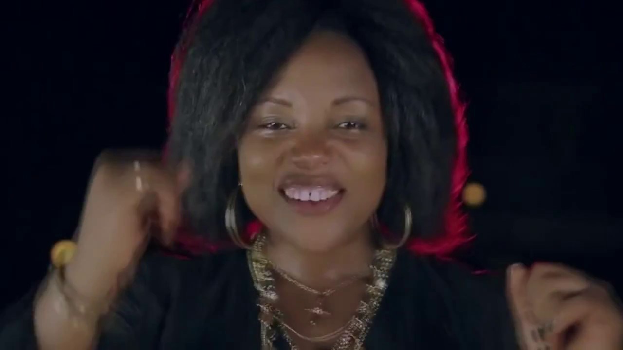 TÉLÉCHARGER CHRISTINA SHUSHO CHRISTINA SHUSHO TÉLÉCHARGER