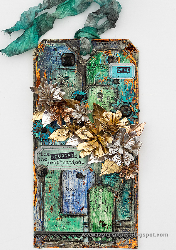 Layers of ink - One Tag, Many Tags Tutorial by Anna-Karin Layers of ink - One Tag, Many Tags Tutorial by Anna-Karin