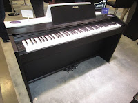 pictures of digital pianos under $1000