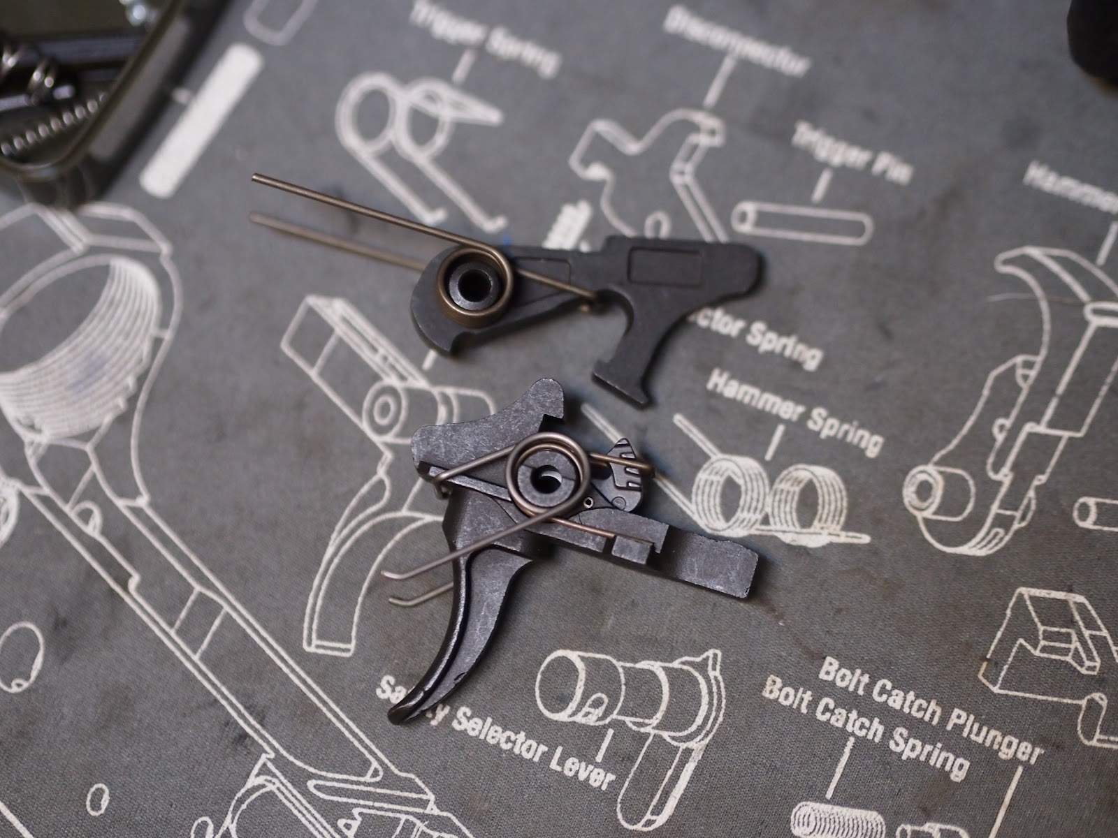 Mister Donut's Firearms Blog: Armalite LPK (Armalite tactical two-stage ...